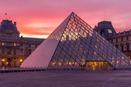 Benelüks Paris Almanya Turu