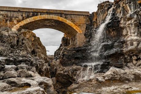 Adana Çıkışlı Uçaklı Ve Doğu Ekspresi İle Kars Van Turu 3 Gece